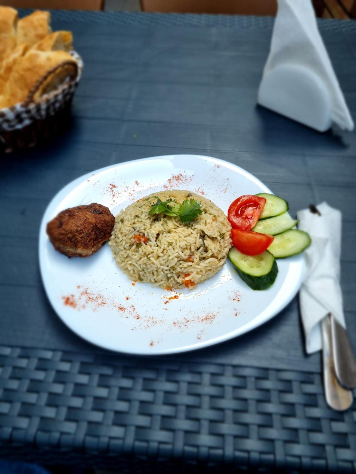 Mahali Hotel Batumi Exterior foto